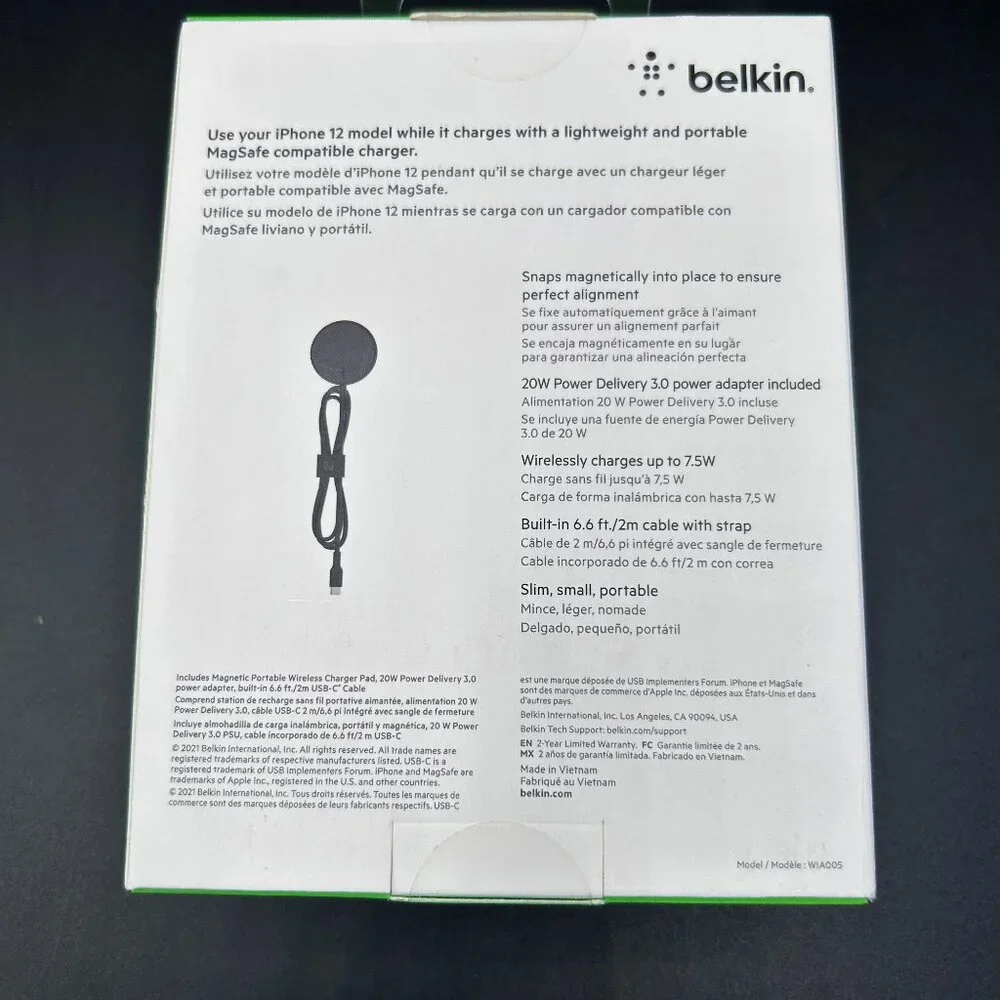 Belkin Boost Charge Magnetic Portable Wireless Charger Pad iPhone 12